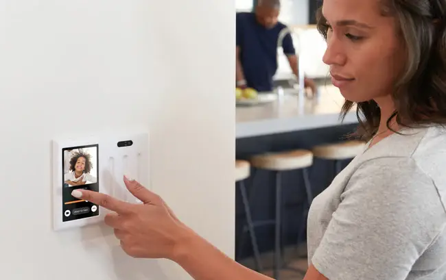 Smart Home Hubs & Automation